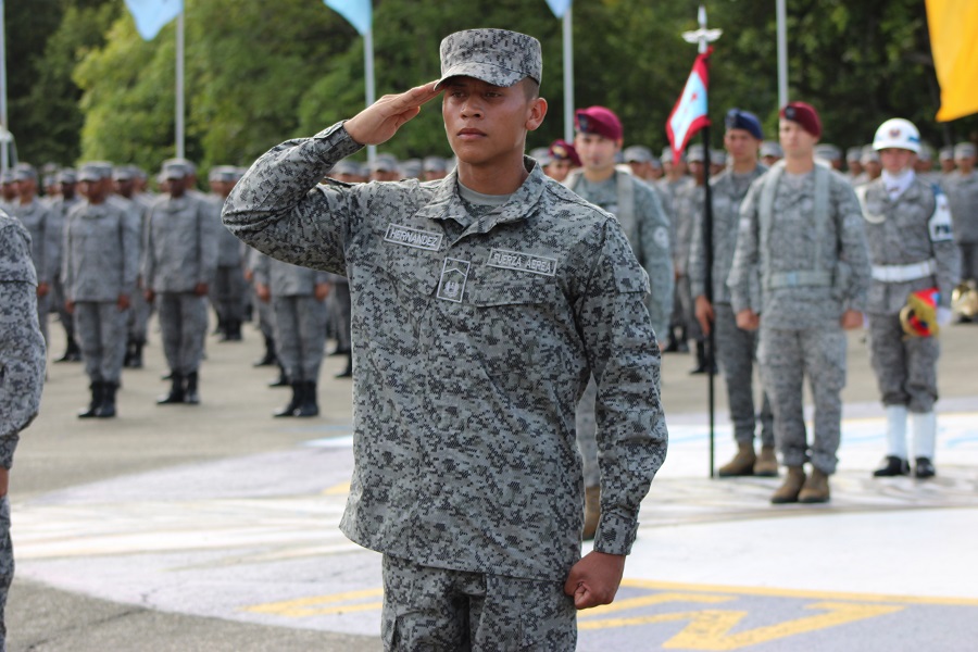Soldado Profesional Oscar Hernández