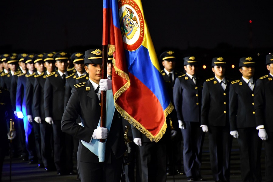 Nuevos Subtenientes forman parte de su Fuerza Aérea Colombiana