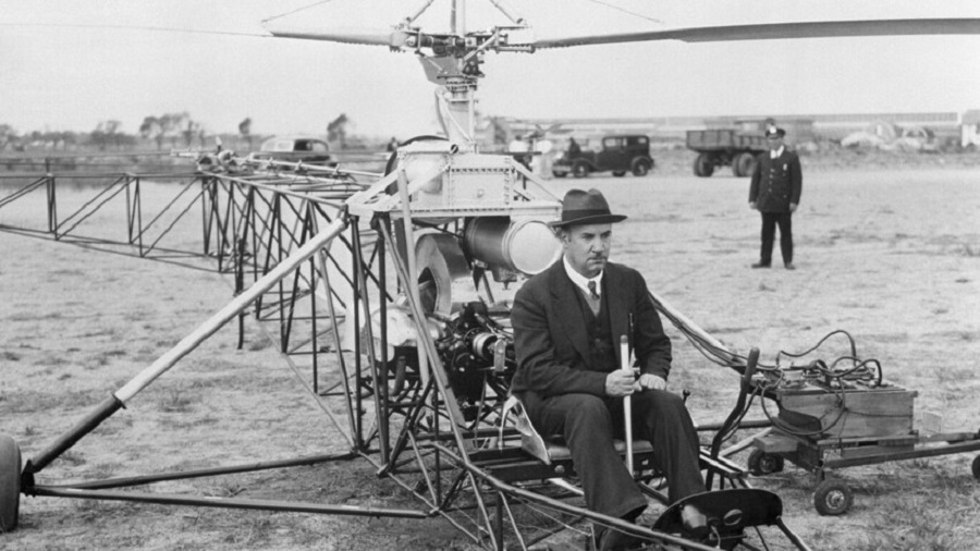 Un día como hoy, de en 1940, Ígor Sikorski probaba por primera vez su helicóptero de un solo rotor